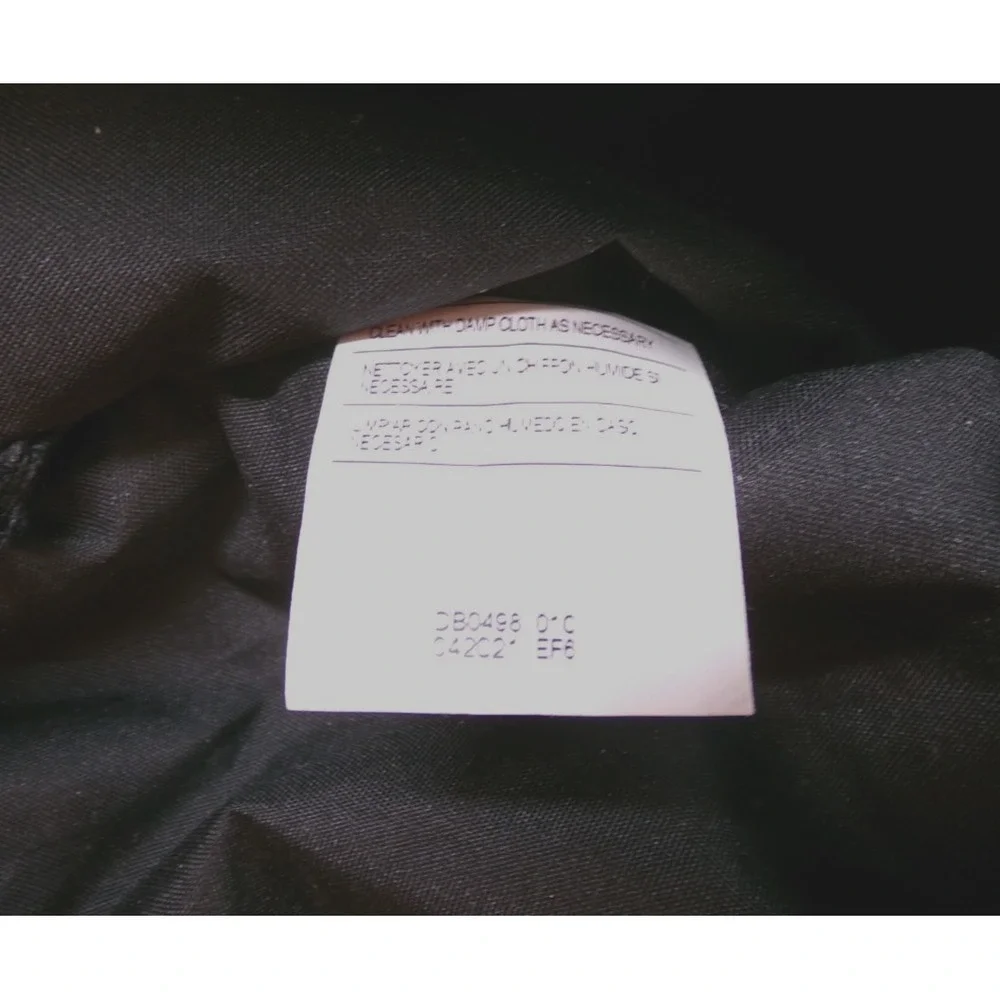 Nike Sportswear Essentials Shoulder Messenger Bag Laptop Tote‎ Black DB0498-010